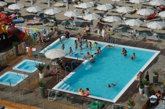 Hotel Le Terrazze Riccione Dış mekan fotoğraf