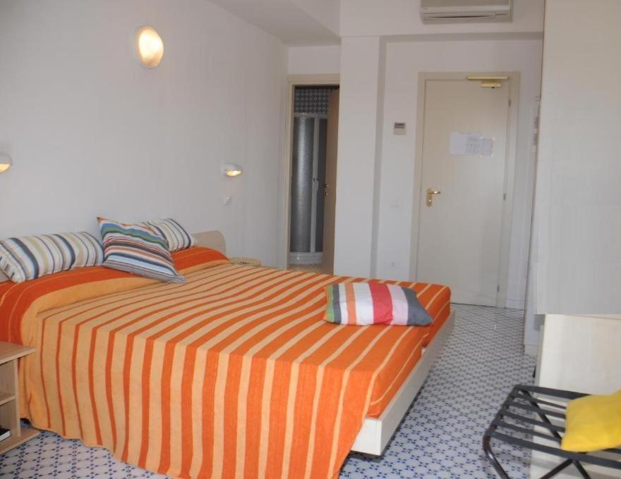 Hotel Le Terrazze Riccione Dış mekan fotoğraf