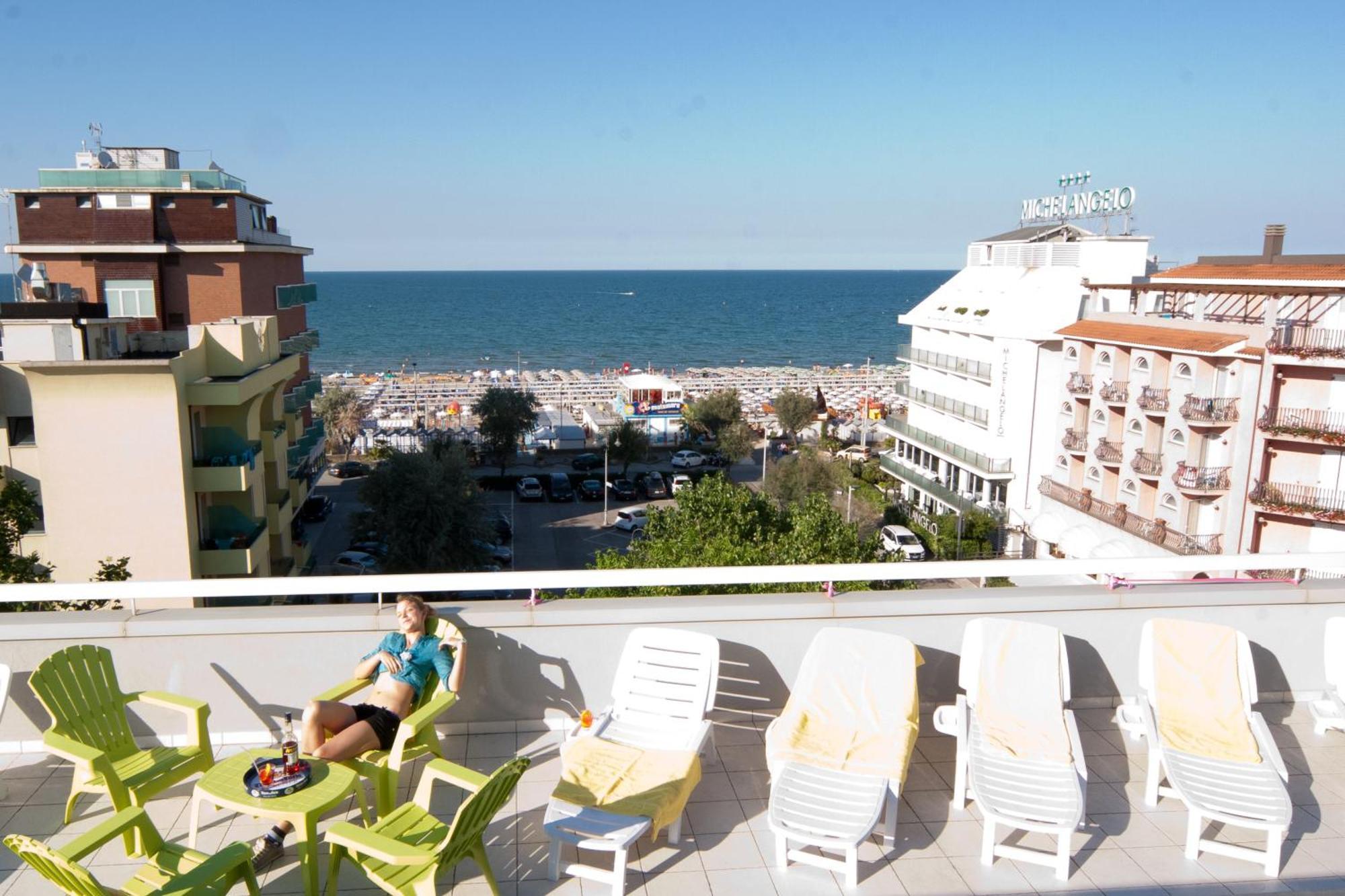 Hotel Le Terrazze Riccione Dış mekan fotoğraf
