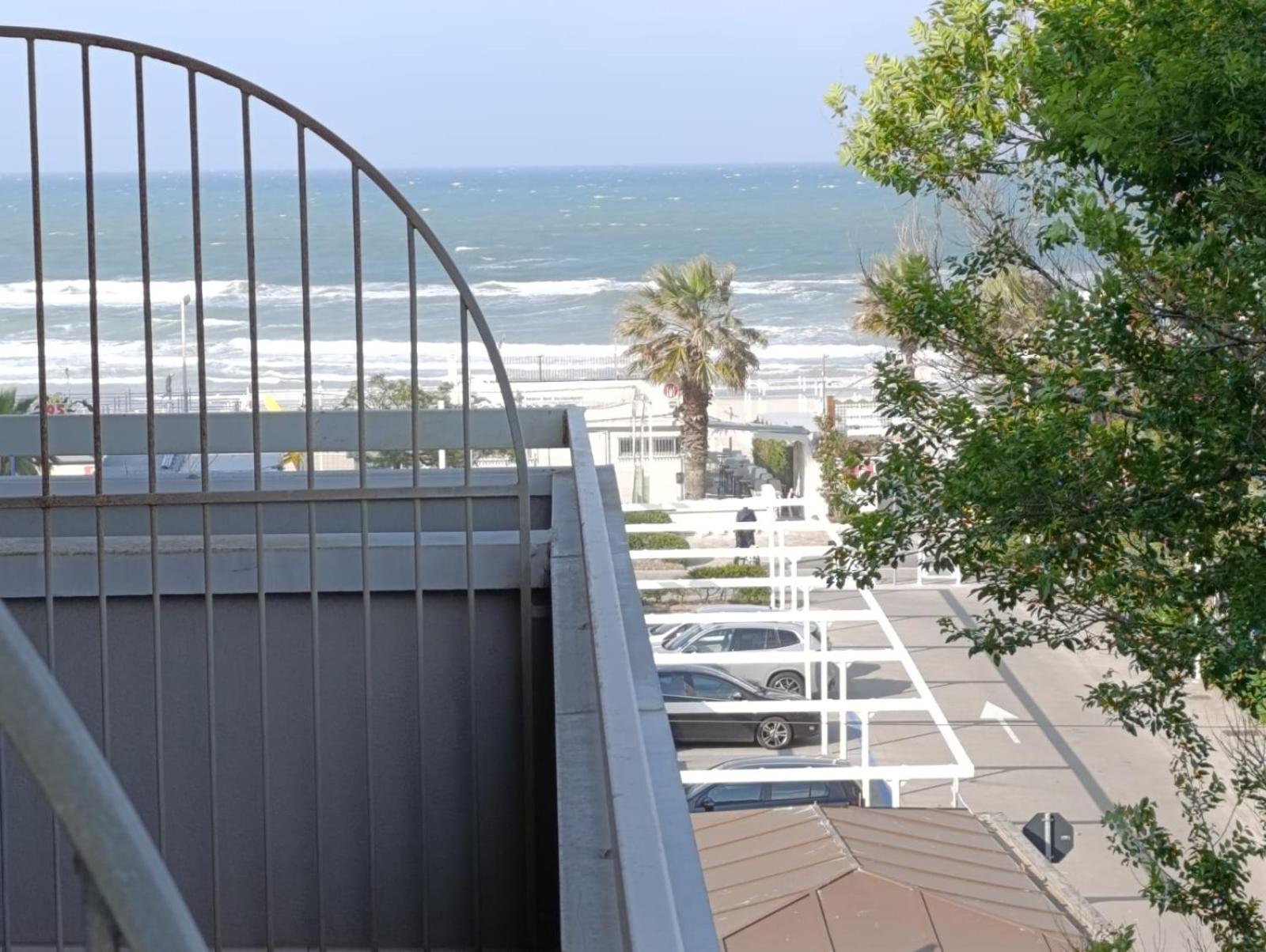 Hotel Le Terrazze Riccione Dış mekan fotoğraf